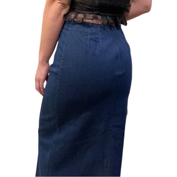 2 for 20 Bundle🧡 - Picture 2 of 3